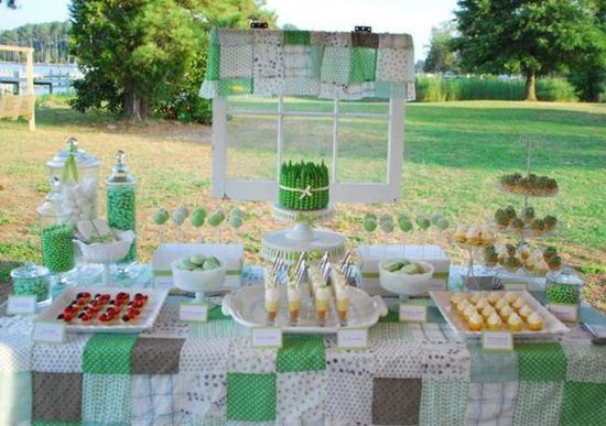 peas in a pod baby shower table setup