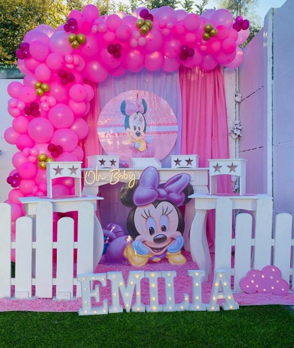 minnie mouse baby candy bar setup