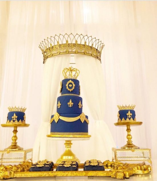 royal king baby shower cake