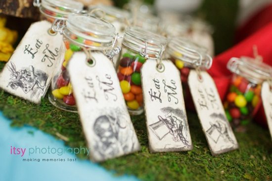 eat me alice in wonderland favor tags
