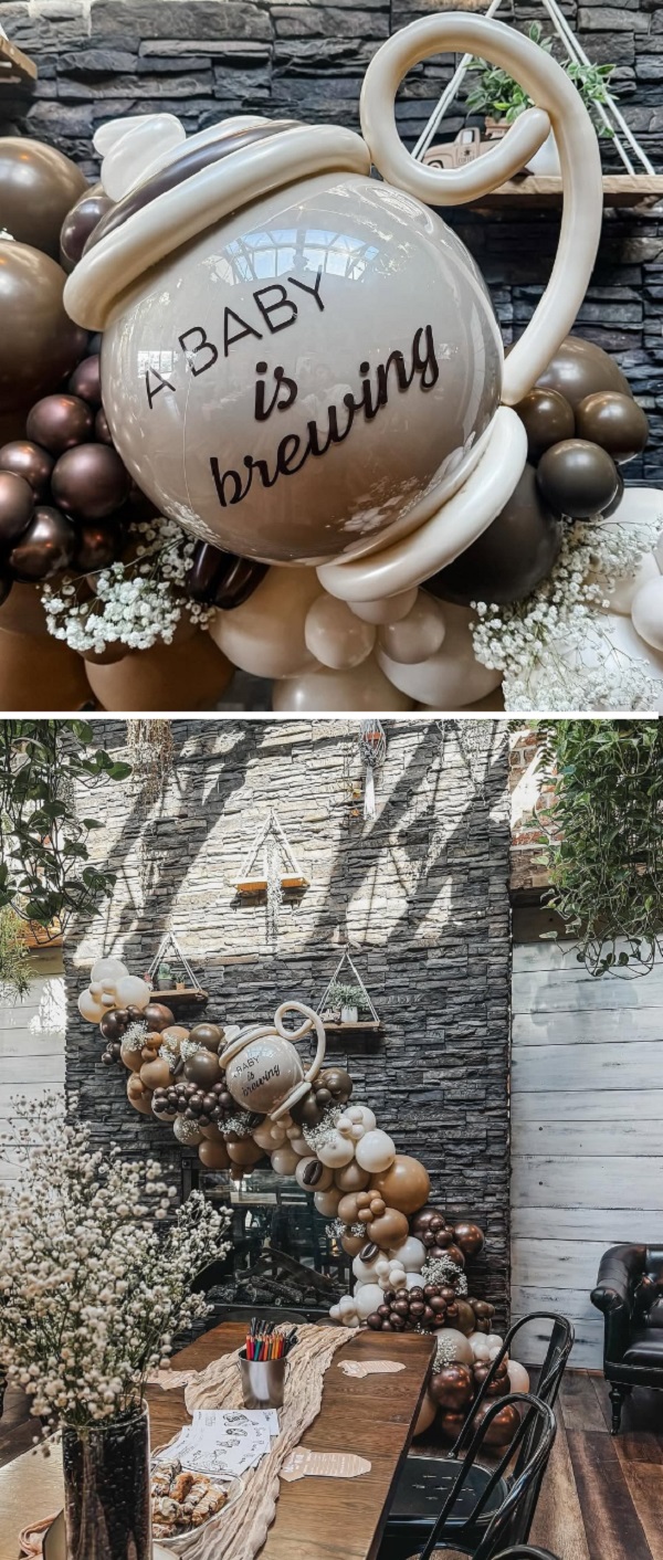 gorgeous Baby is brewing balloon garland