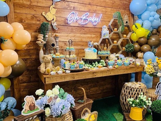 classis winnie the pooh themed Baby-shower full set-up