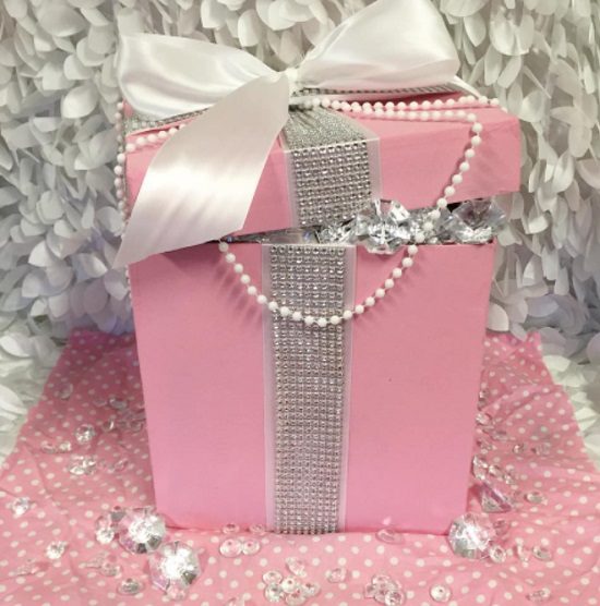 pink-tiffany-box-centerpiece