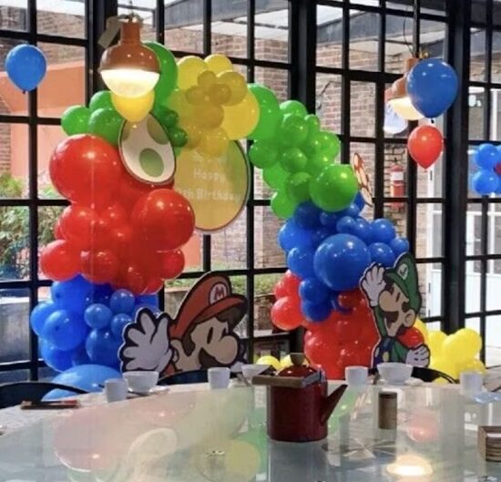 mario-party-balloon-garland