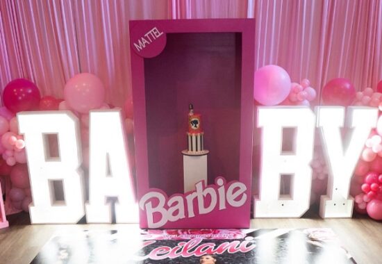 barbie-baby-loading-baby-shower-decorations