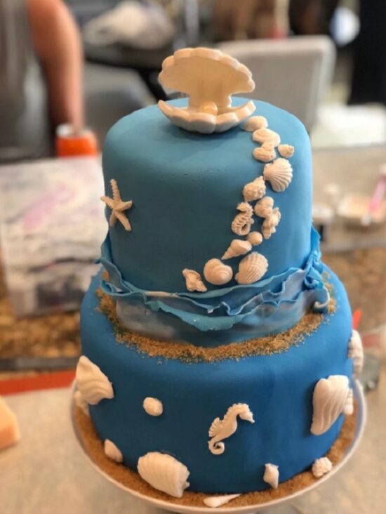 under-the-sea-beach-cake-with-edible-shells