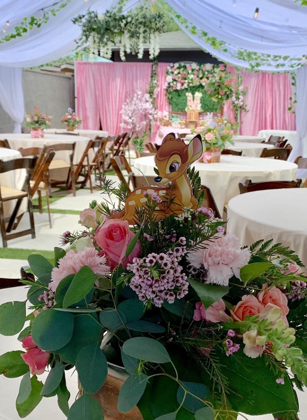 Fresh-flowers-for-Bambi-Baby-Shower-table-centerpiece