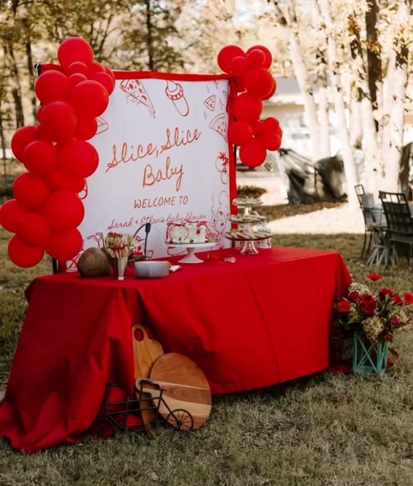 slice slice baby dessert table