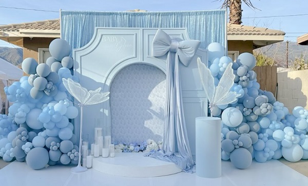 baby boy coquette balloon garland