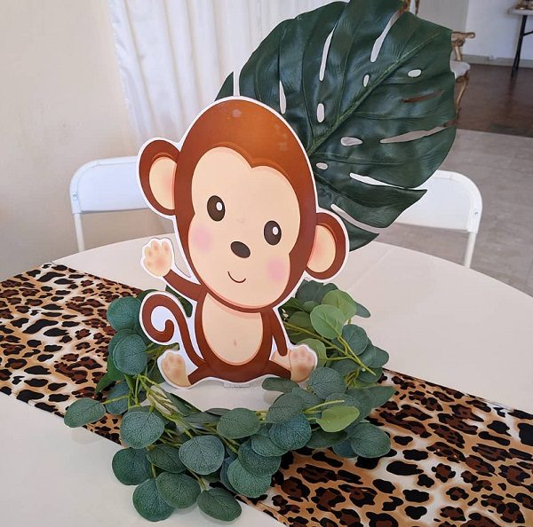 jungle-monkey-cutout-table-centerpieces