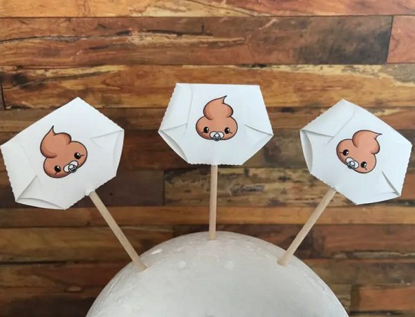 Baby-Diaper-Poop-emoji-Cupcake-Topper