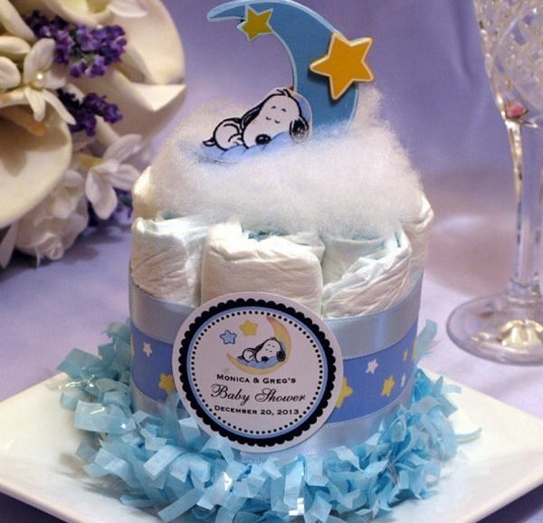 sleepy snoopy diaper cake