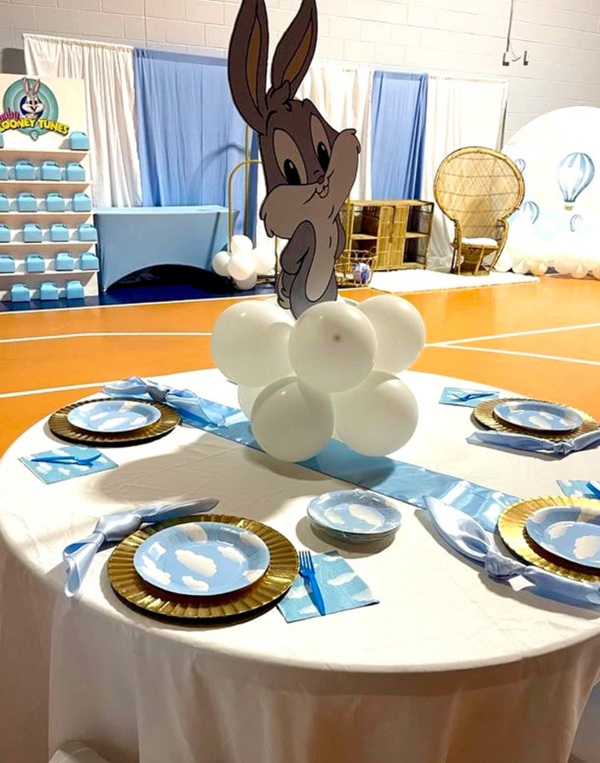 Baby looney tunes centerpiece cutout