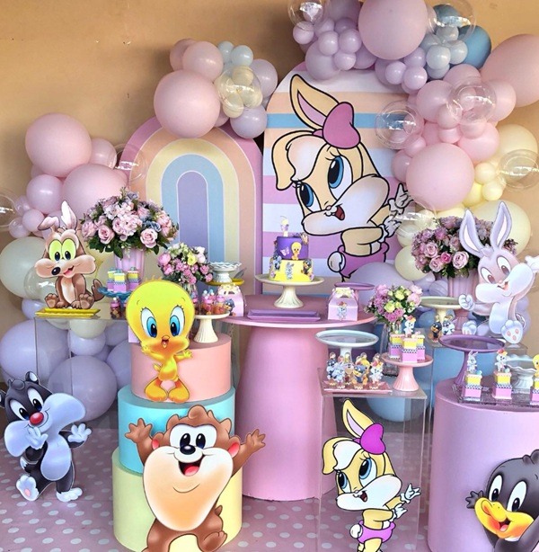 Baby looney tunes theme for baby girl
