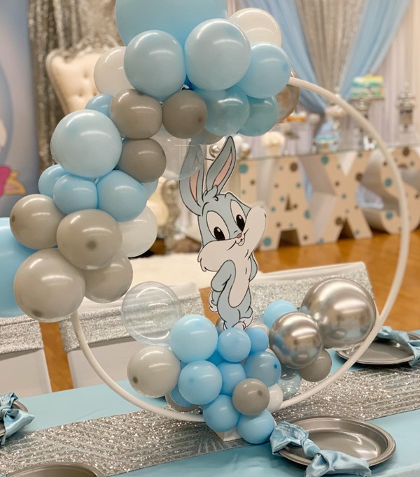 Looney Tunes Baby Shower table centerpiece cutout and balloon