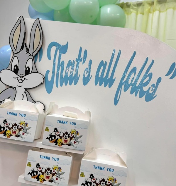 thats all folks favor boxes