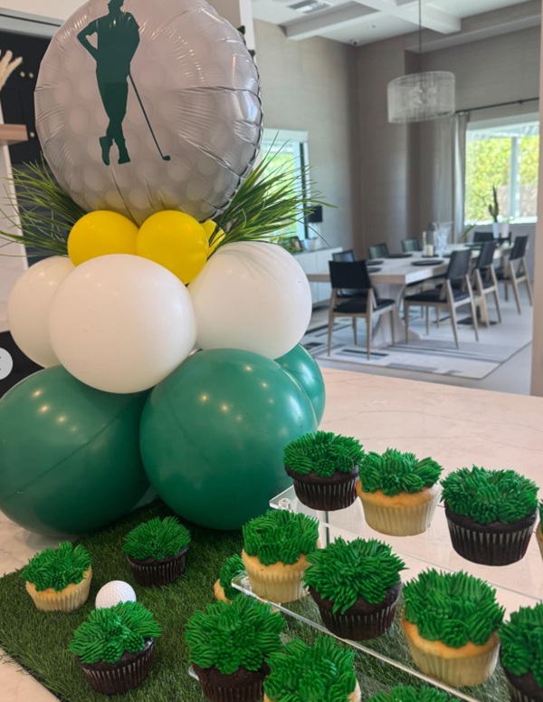 golf grass cupcakes