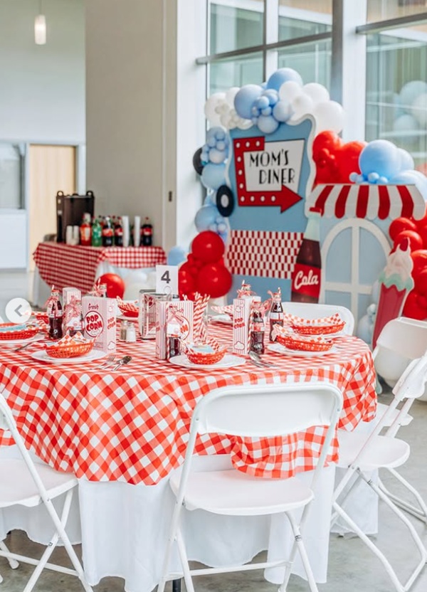 mom's diner soda pop theme