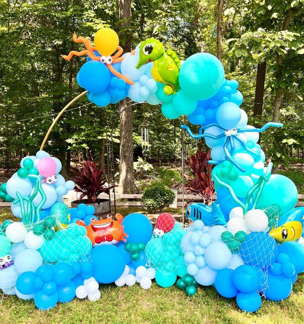 under the sea balloon garland
